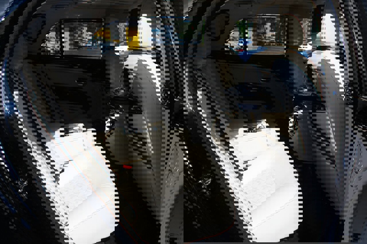 Used 2013 Bentley Mulsanne image 29