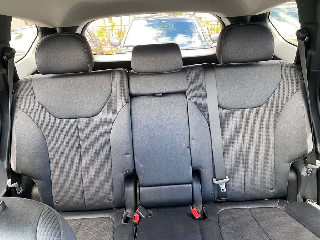 Used 2019 Hyundai Santa Fe SEL FWD image 36