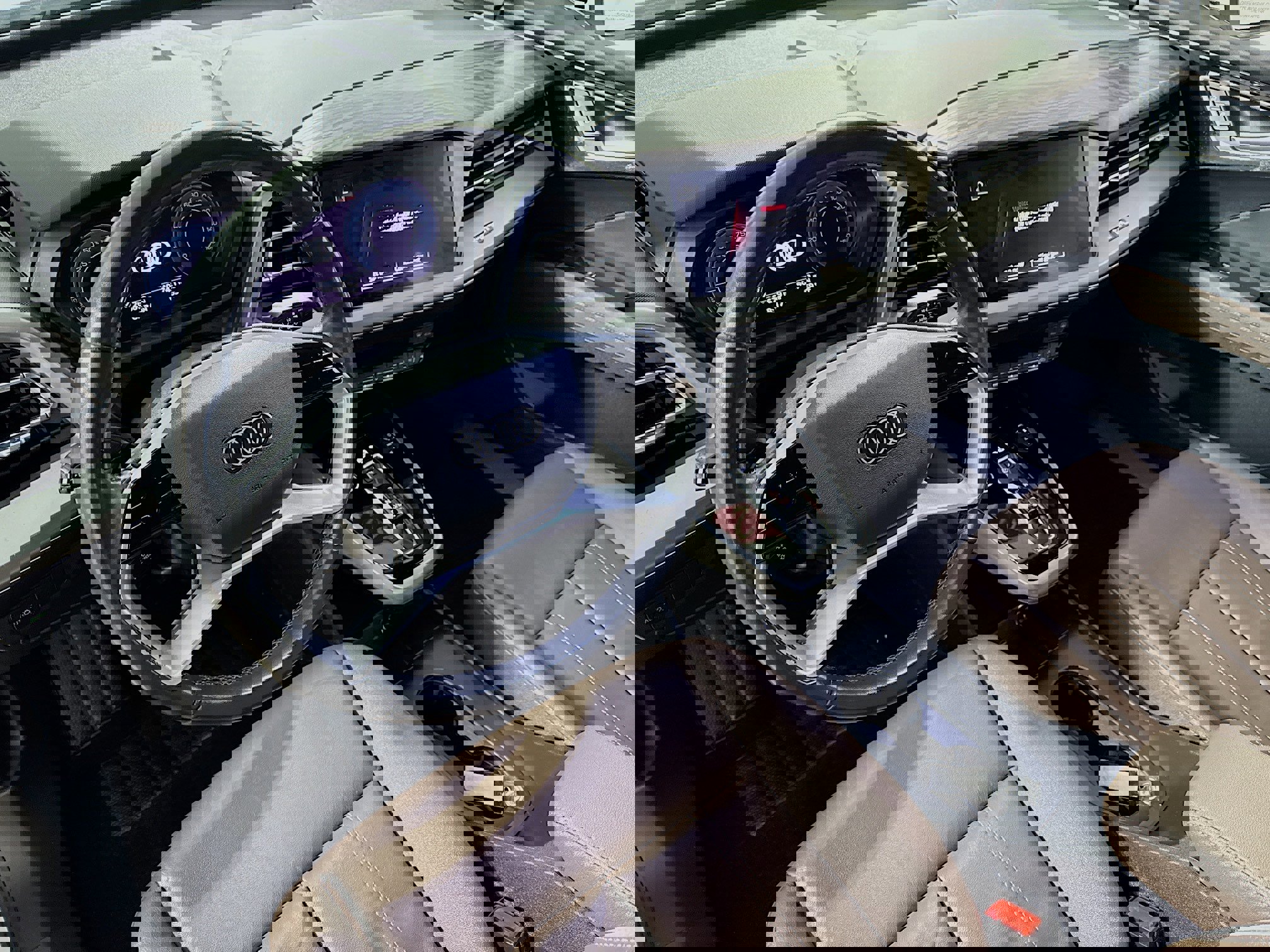 Used 2022 Audi Q4 e-tron Premium w/ Convenience Package image 12