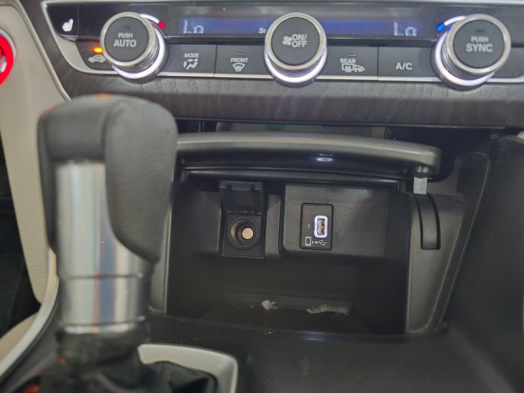 Used 2020 Honda Accord EX image 29