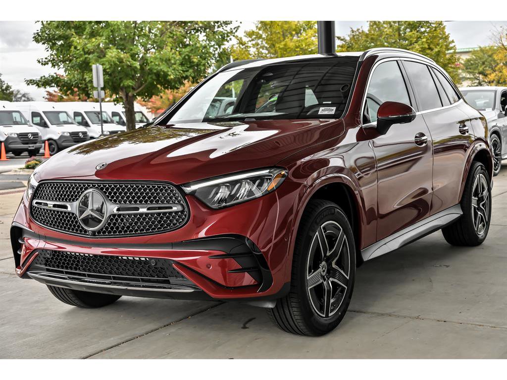 New 2026 Mercedes-Benz GLC 300 4MATIC image 3