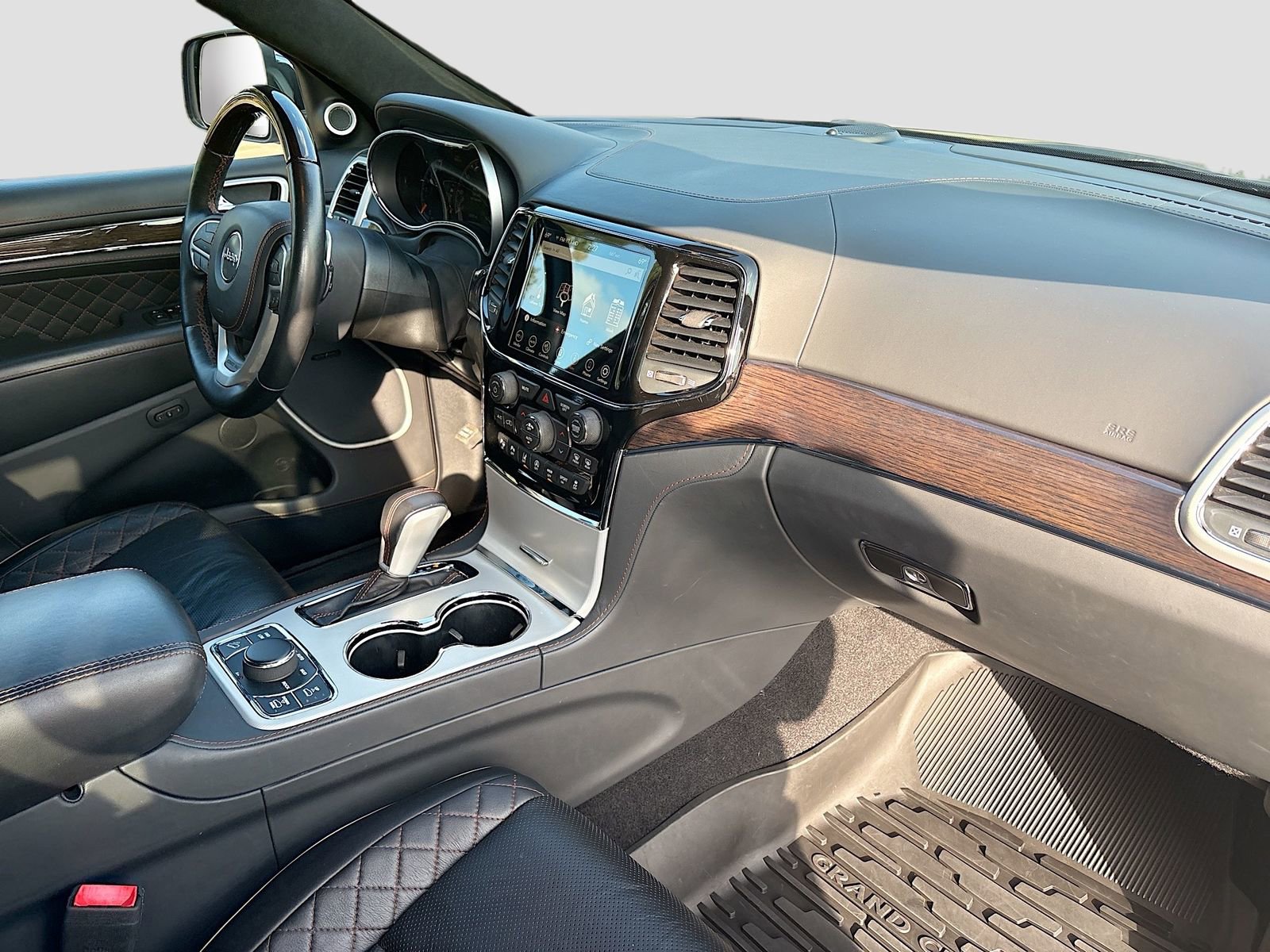 Used 2020 Jeep Grand Cherokee Summit image 31