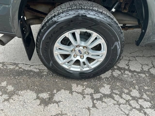 Used 2015 Ford F150 Lariat w/ Equipment Group 501A Mid AWD/4WD image 13