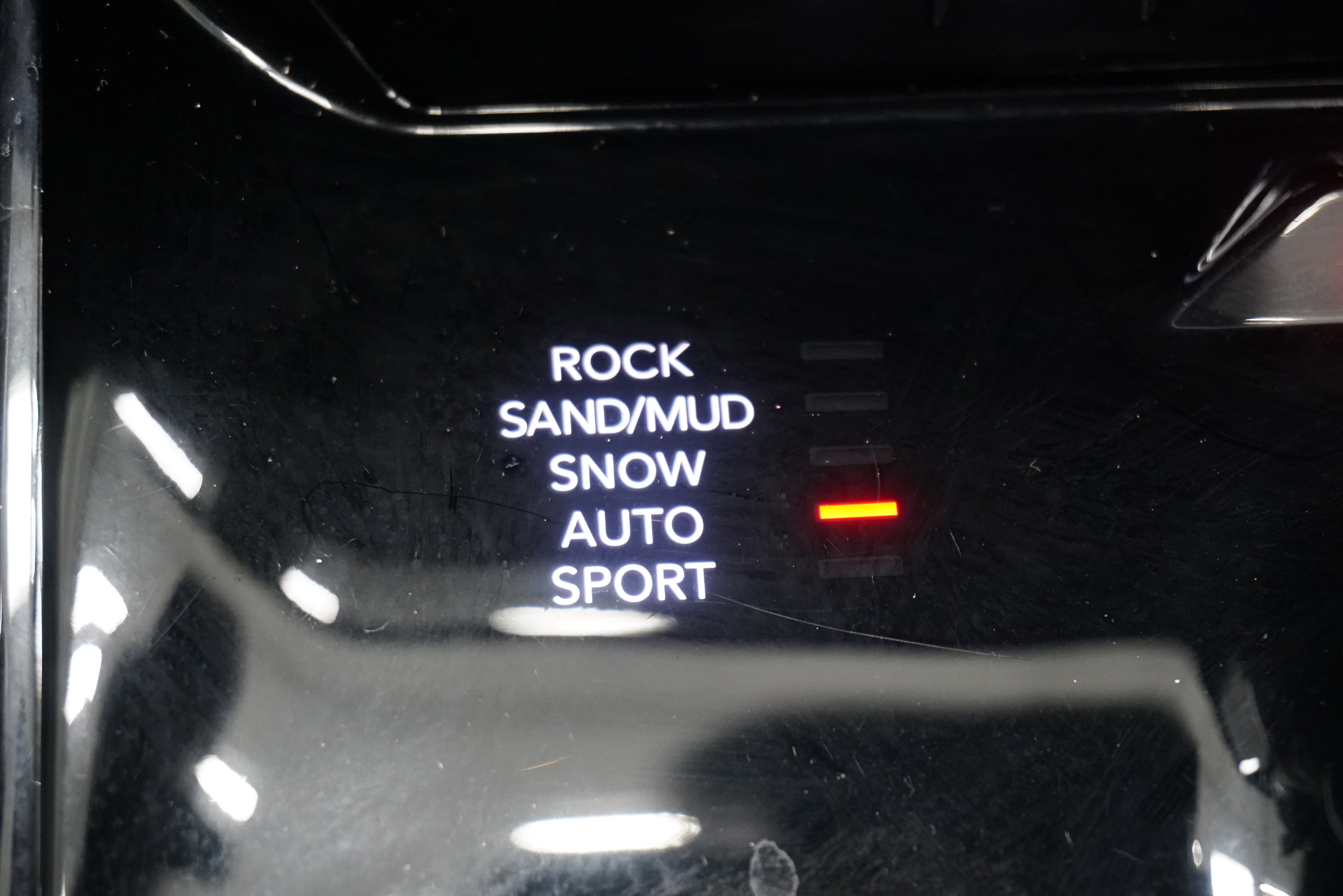 Used 2022 Jeep Wagoneer Series III AWD/4WD image 26