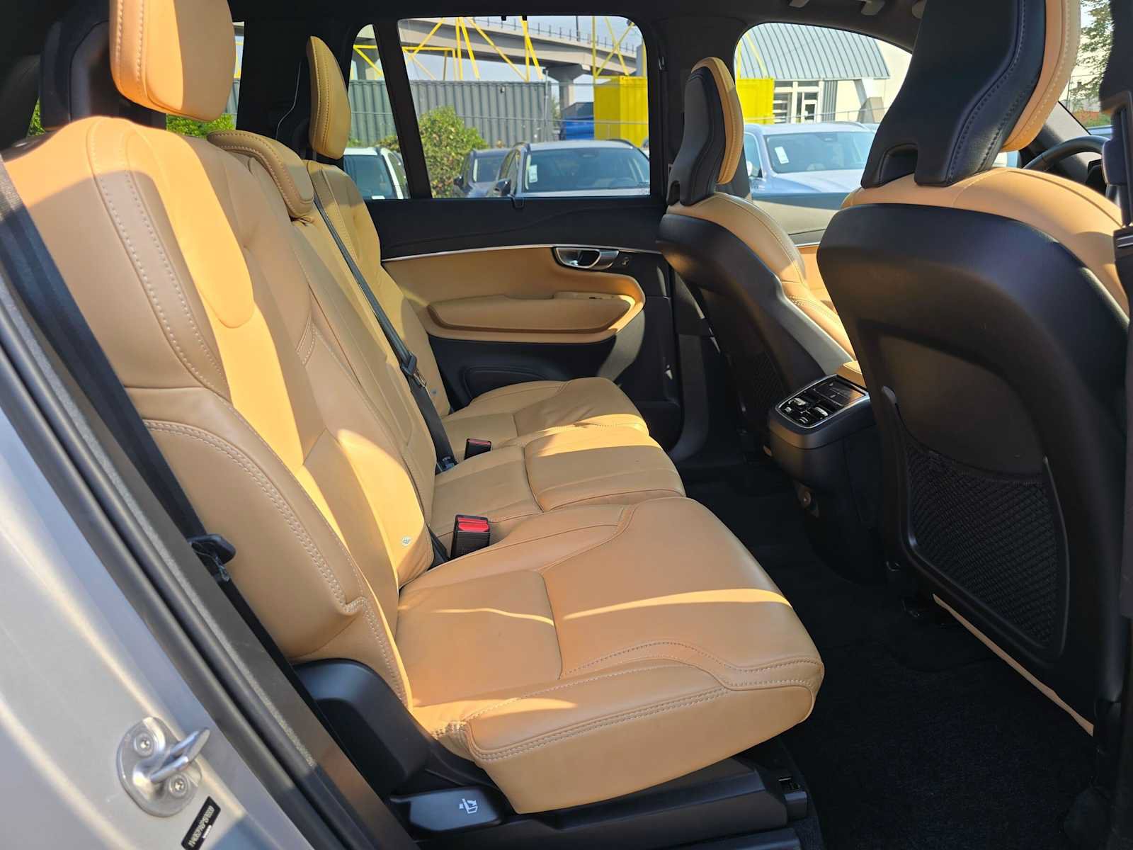 Certified 2023 Volvo XC90 B6 Ultimate AWD/4WD image 12