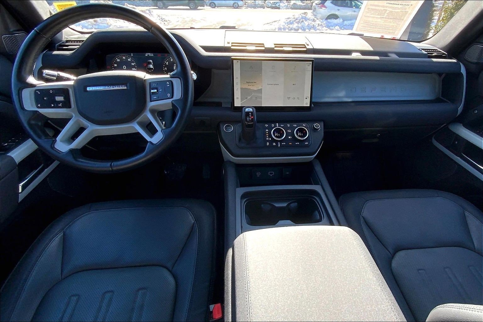 Used 2022 Land Rover Defender 110 X-Dynamic SE image 15