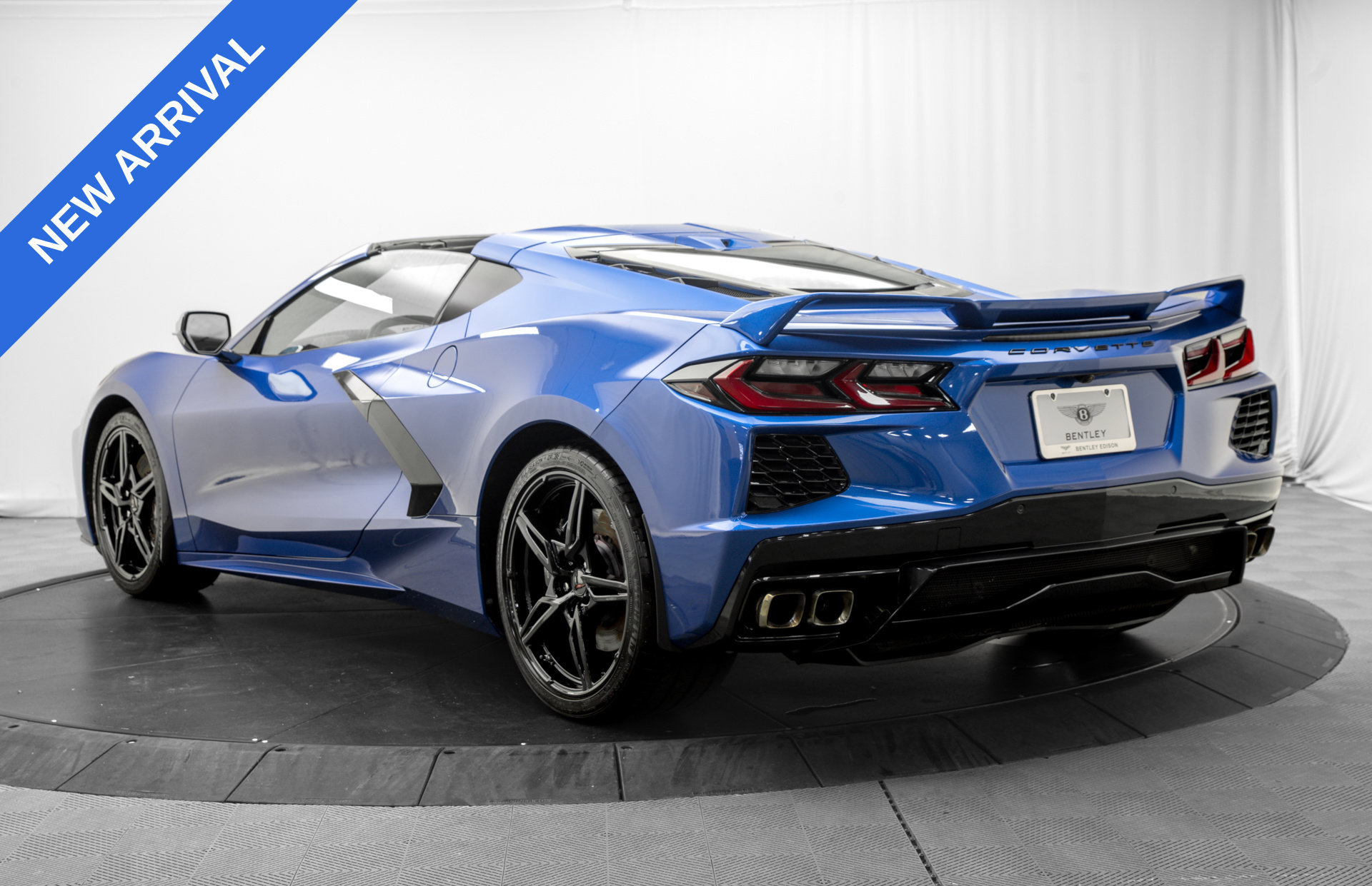 Used 2020 Chevrolet Corvette Stingray Preferred Cpe w/ 2LT Preferred Equipment Group RWD image 5