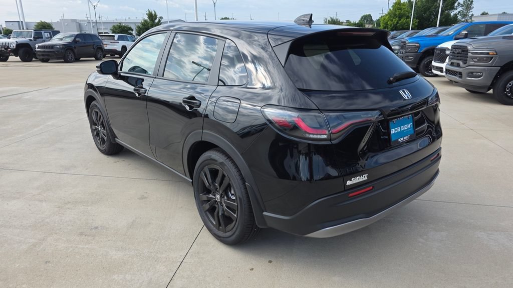 New 2026 Honda HR-V Sport image 3