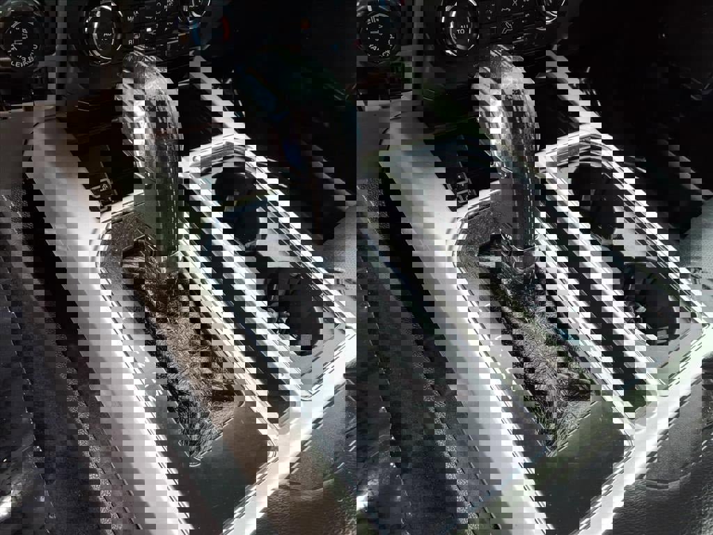 Used 2017 Ford F150 Lariat w/ Equipment Group 501A Mid image 22