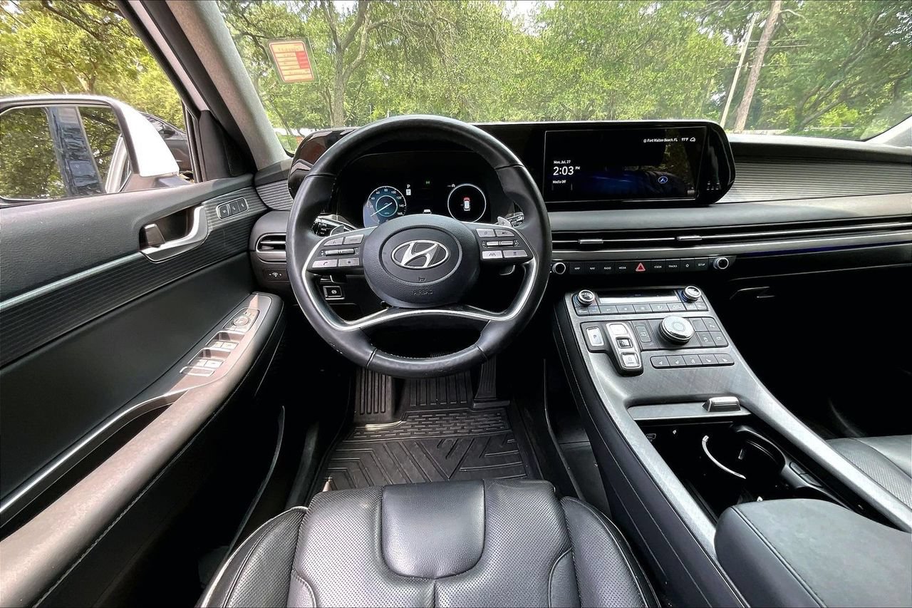 Used 2024 Hyundai Palisade Limited FWD image 8