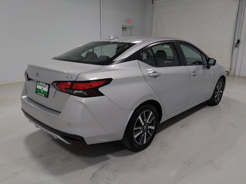 Used 2021 Nissan Versa SV image 9