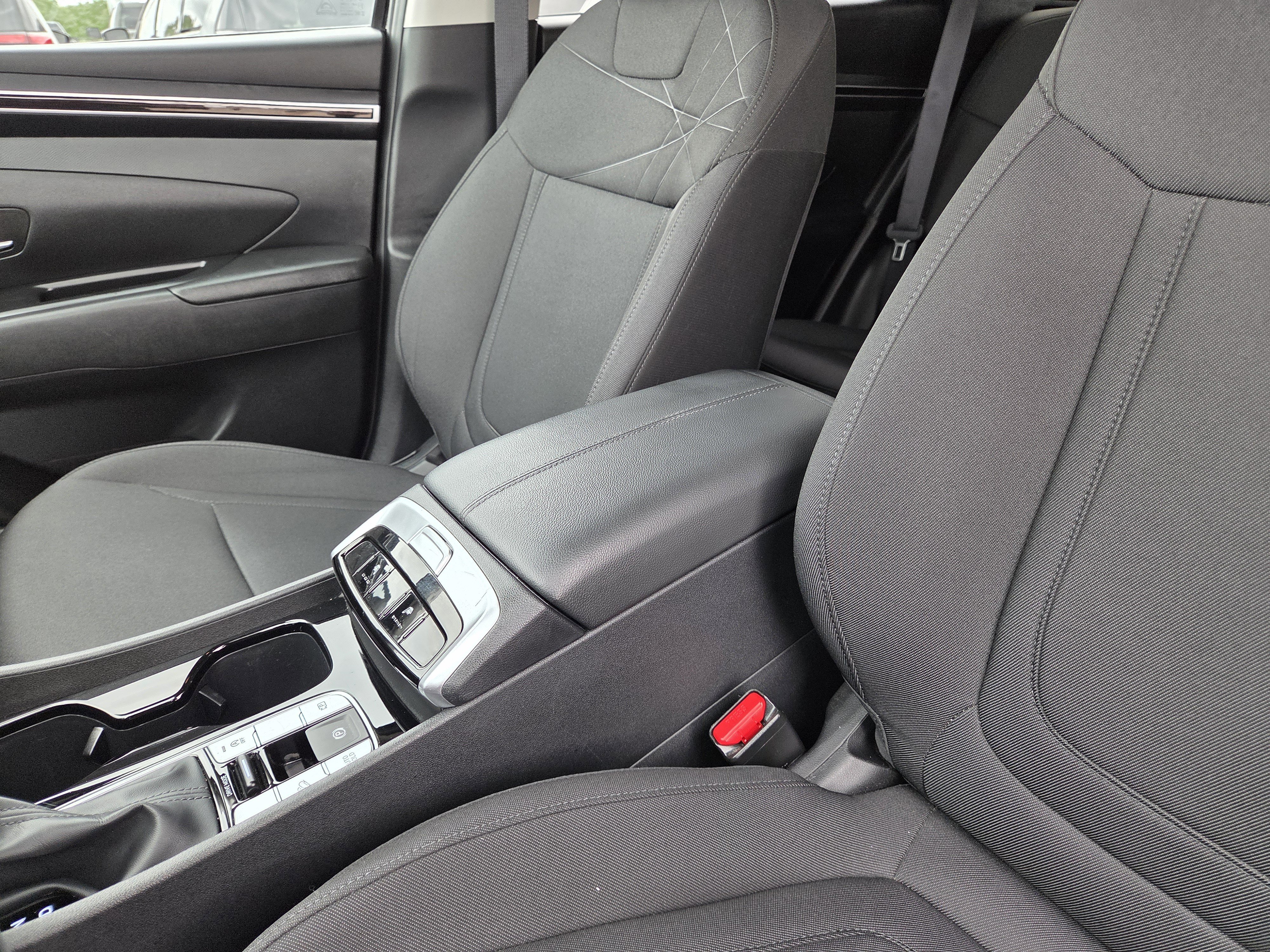 Used 2022 Hyundai Tucson SEL w/ Cargo Package FWD image 28