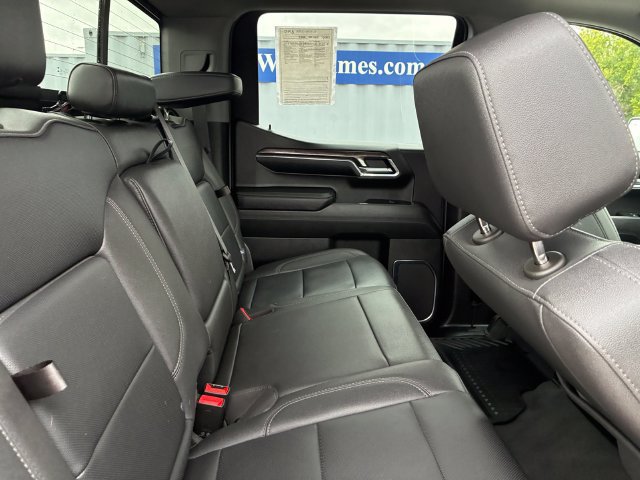 Used 2024 Chevrolet Silverado 1500 LTZ w/ LTZ Premium Package AWD/4WD image 17