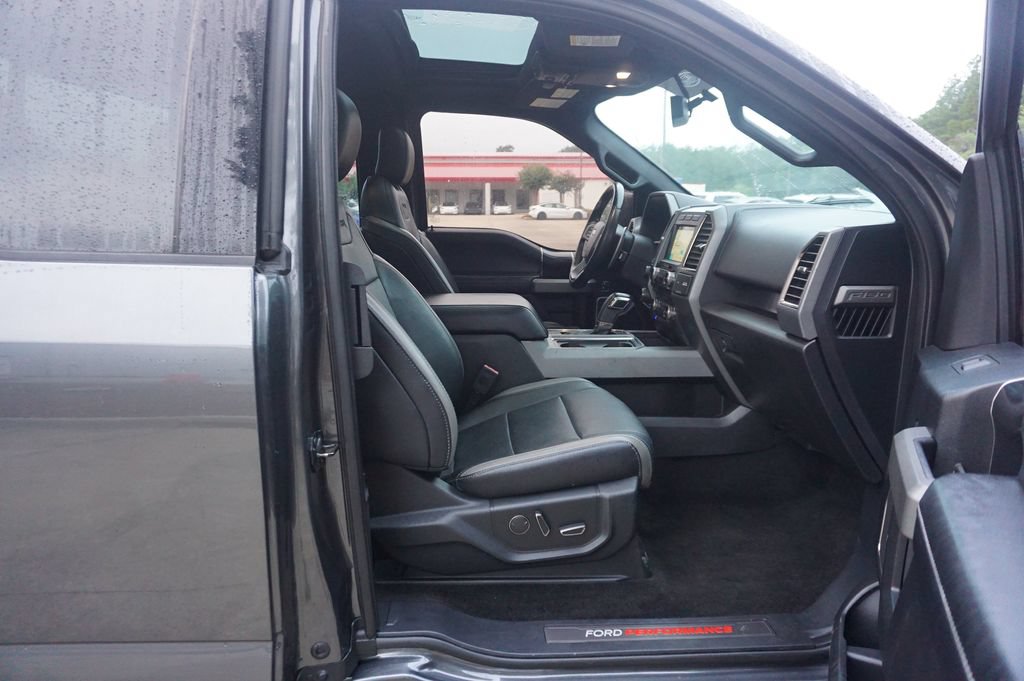 Used 2018 Ford F150 Raptor w/ Equipment Group 802A Luxury AWD/4WD image 17