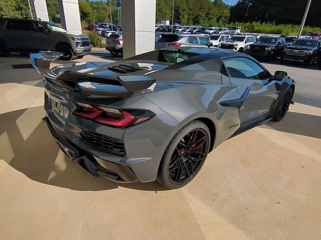New 2027 Chevrolet Corvette Z06 RWD image 4