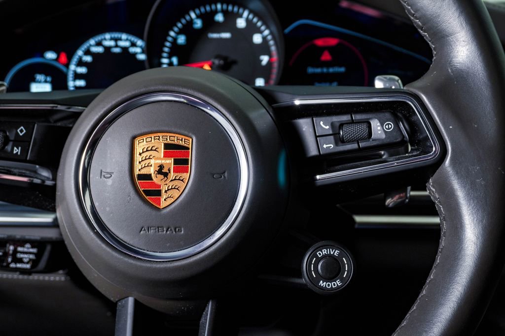 Certified 2023 Porsche Panamera 4 Platinum Edition image 19