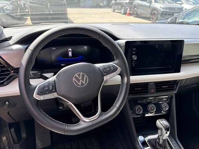 Certified 2025 Volkswagen Taos S FWD image 6