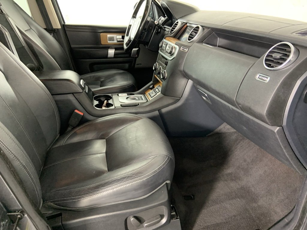 Used 2016 Land Rover LR4 HSE LUX image 15