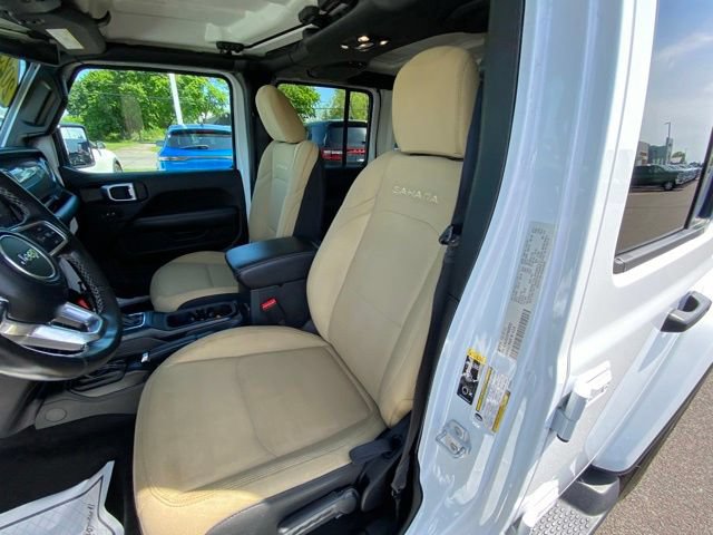 Used 2023 Jeep Wrangler Unlimited Sahara w/ LED Lighting Group AWD/4WD image 13