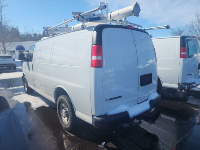 Used 2019 Chevrolet Express 2500 w/ Communications Package image 3