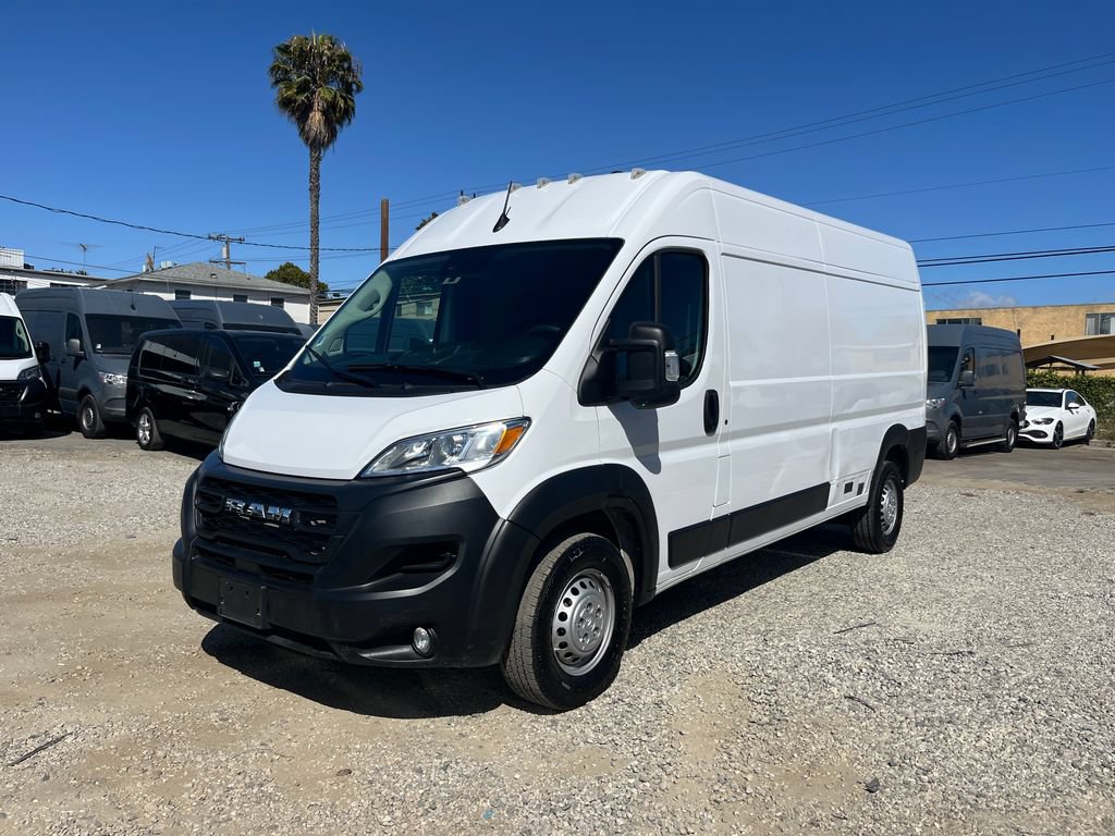 Used 2025 RAM ProMaster 2500 w/ Convenience Group FWD image 1