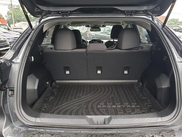 Used 2024 Subaru Crosstrek 2.0i Premium image 5