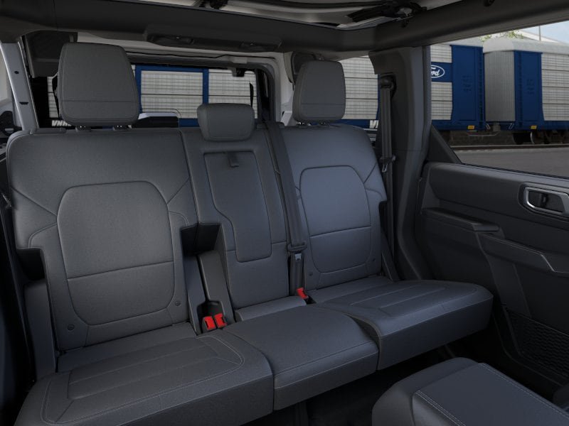 New 2026 Ford Bronco Outer Banks w/ Sasquatch Package AWD/4WD image 11