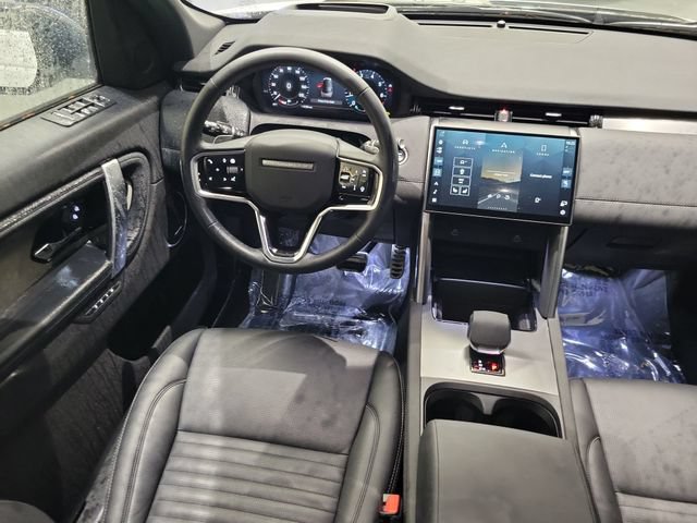 Certified 2025 Land Rover Discovery Sport Dynamic SE AWD/4WD image 11