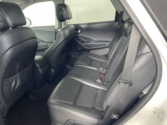 Used 2018 Hyundai Santa Fe AWD image 19