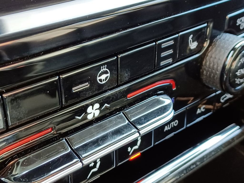 Used 2023 Jeep Grand Cherokee Limited w/ Trailer Tow Prep Group (B) image 31