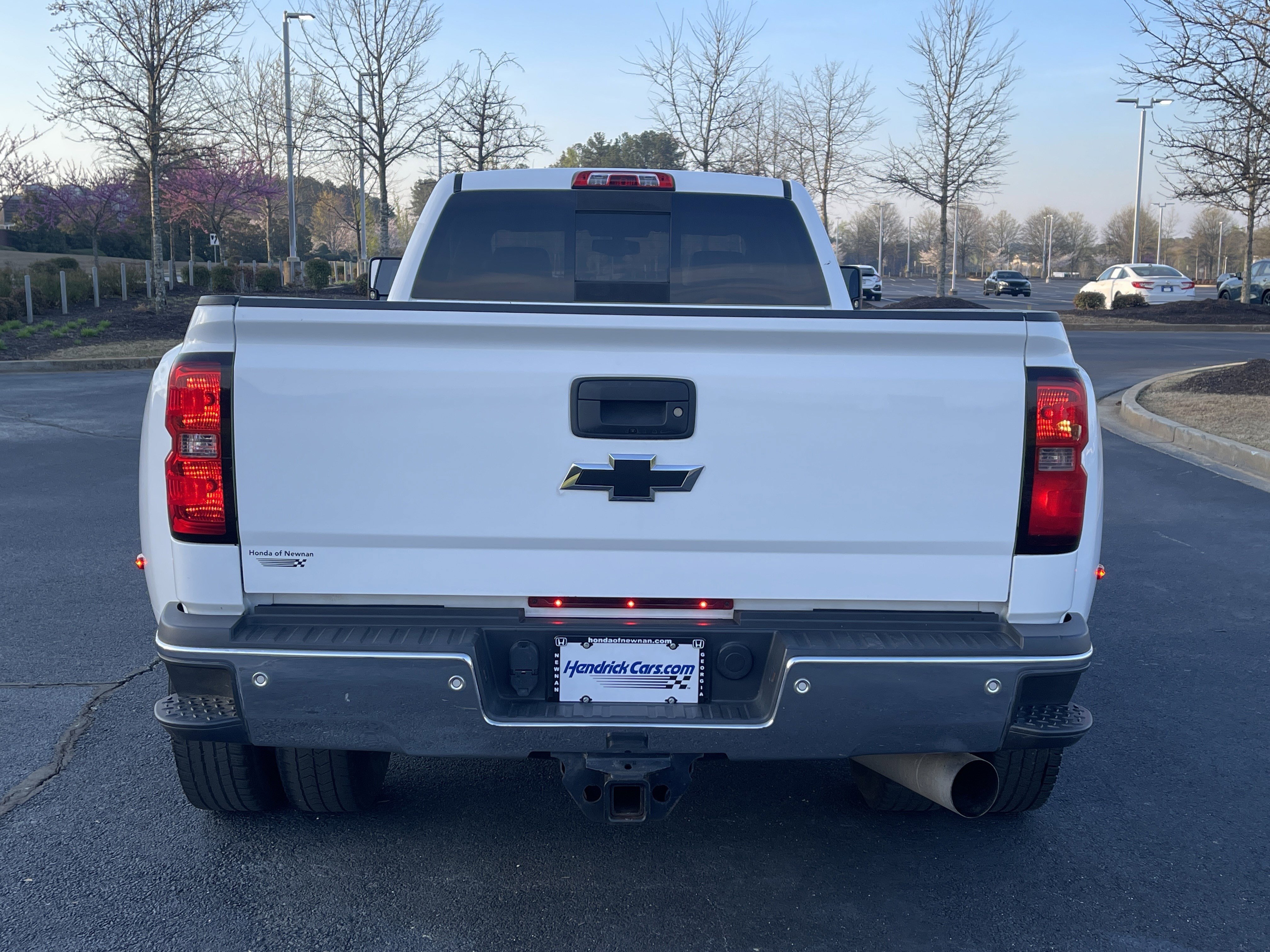 Used 2016 Chevrolet Silverado 3500 LTZ image 8