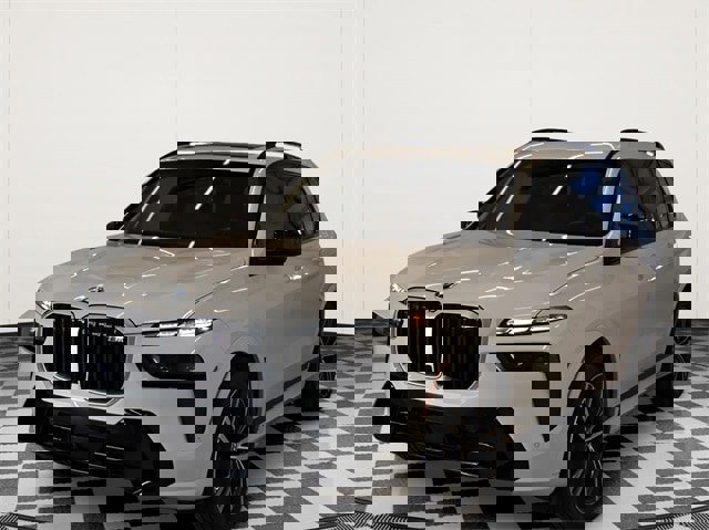Used 2024 BMW X7 M60i w/ Executive Package image 9