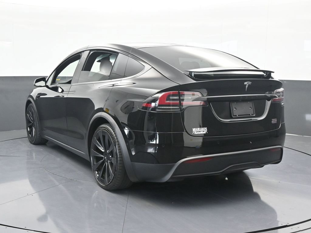 Used 2022 Tesla Model X Plaid image 4