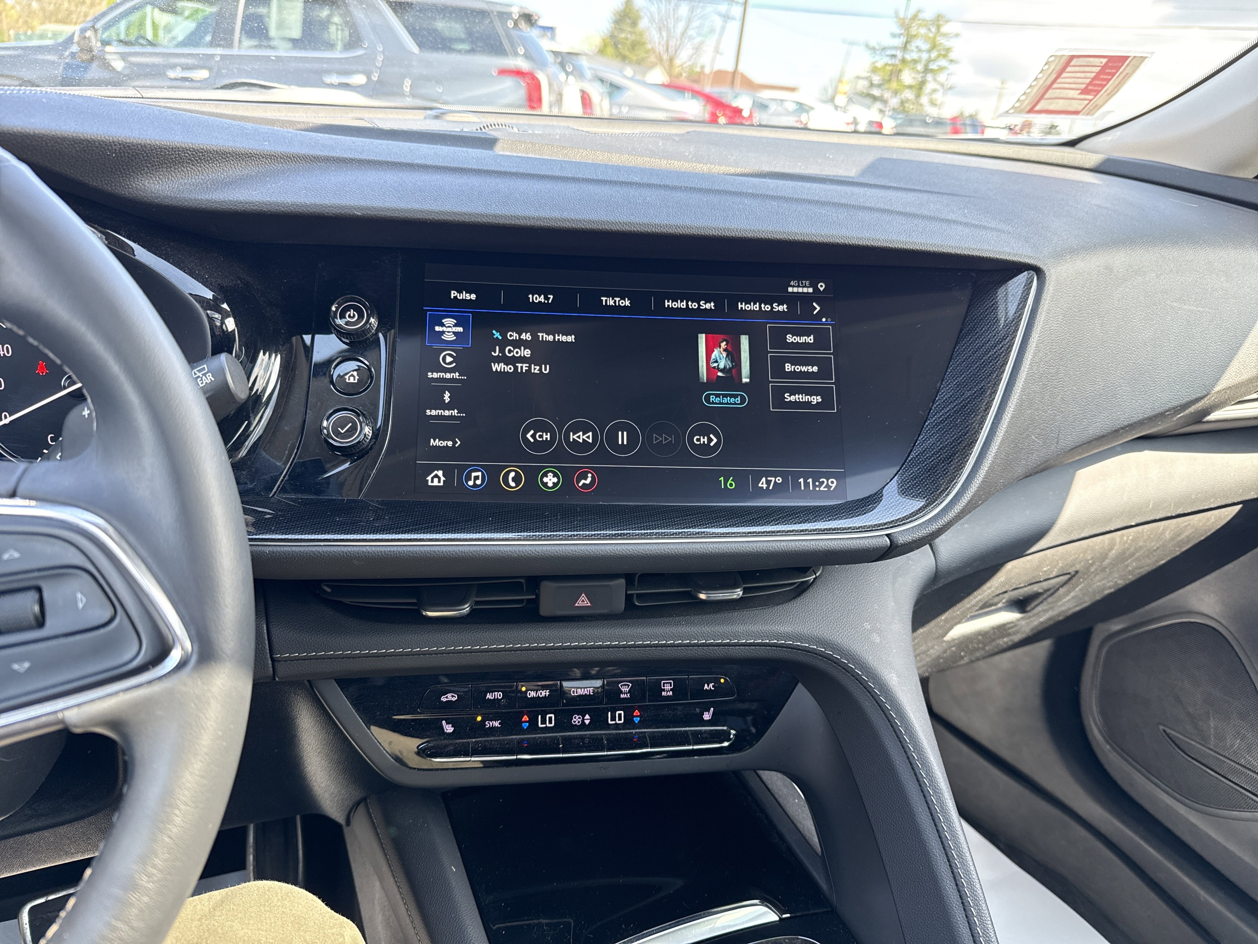 Used 2023 Buick Envision Essence w/ Sport Touring Package image 22