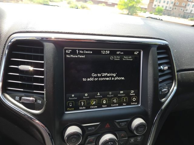 Used 2018 Jeep Grand Cherokee Altitude AWD/4WD image 9