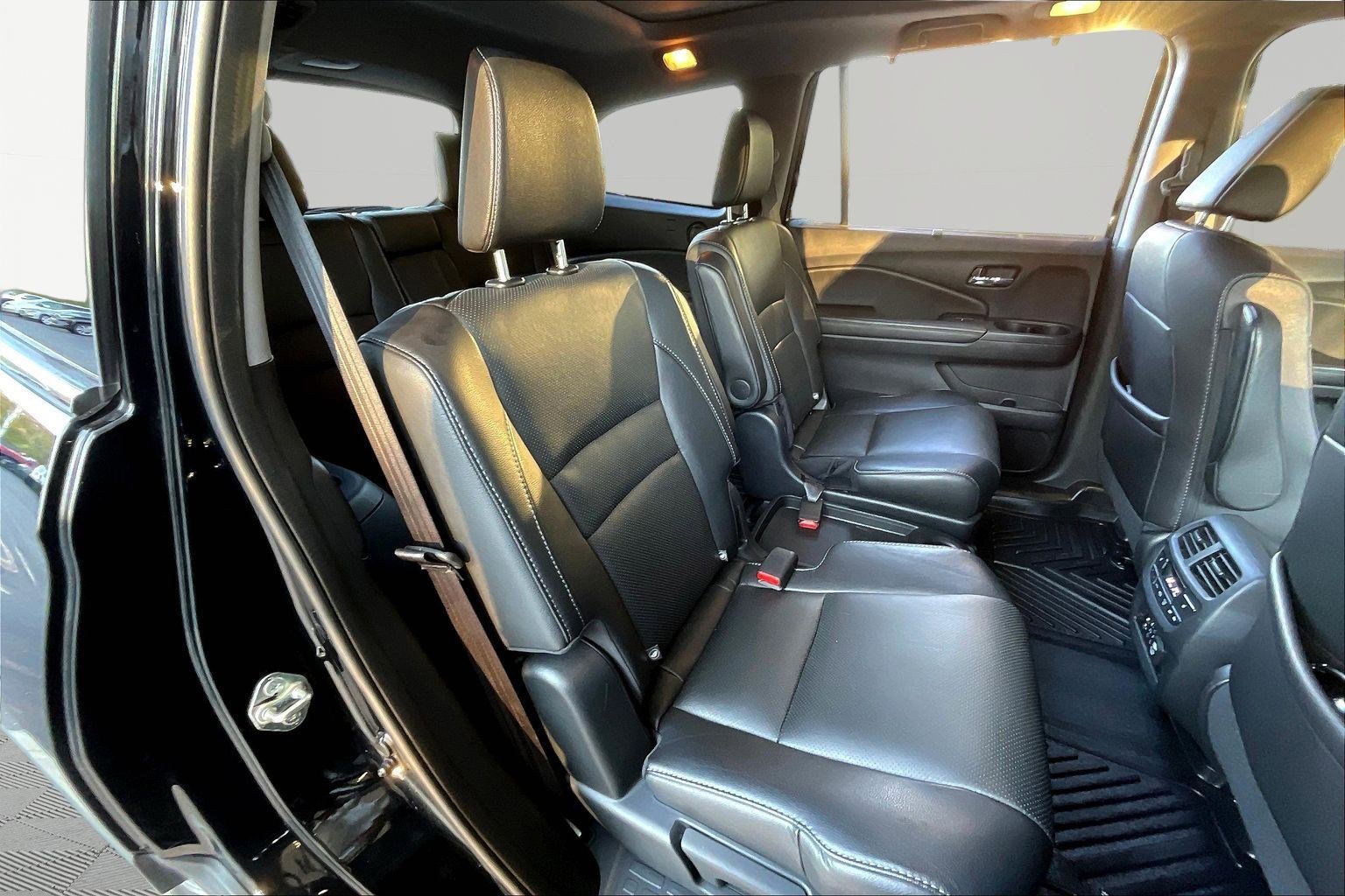 Used 2017 Honda Pilot Elite image 25