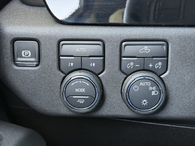 Used 2025 Chevrolet Silverado 1500 LT w/ Work Truck Package AWD/4WD image 20