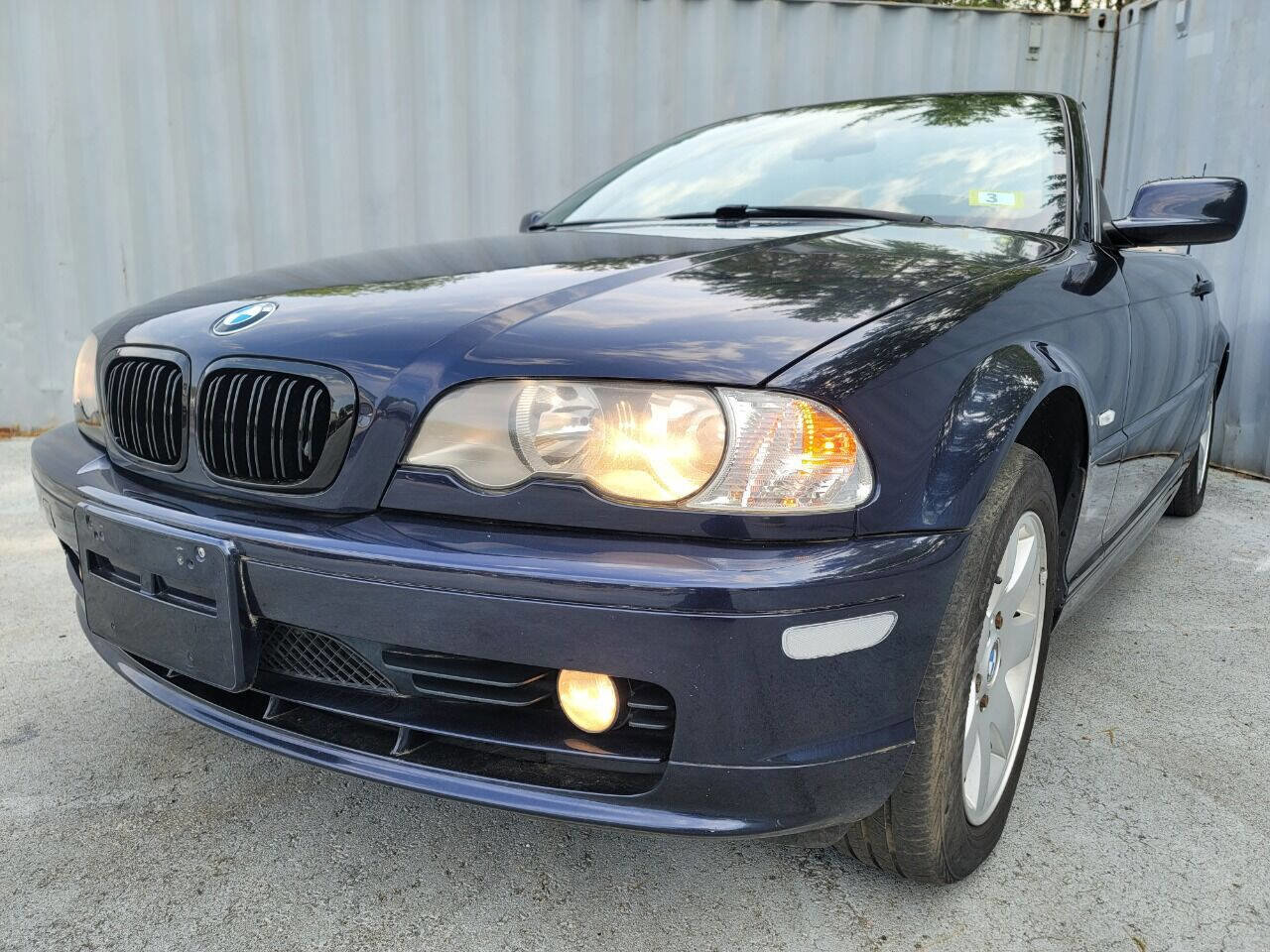 Used 2001 BMW 325Ci Convertible RWD image 2