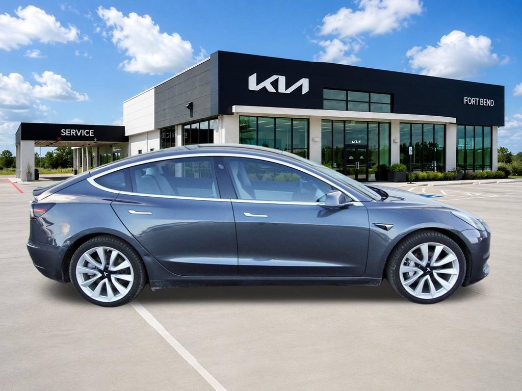 Used 2018 Tesla Model 3 Performance AWD/4WD image 4
