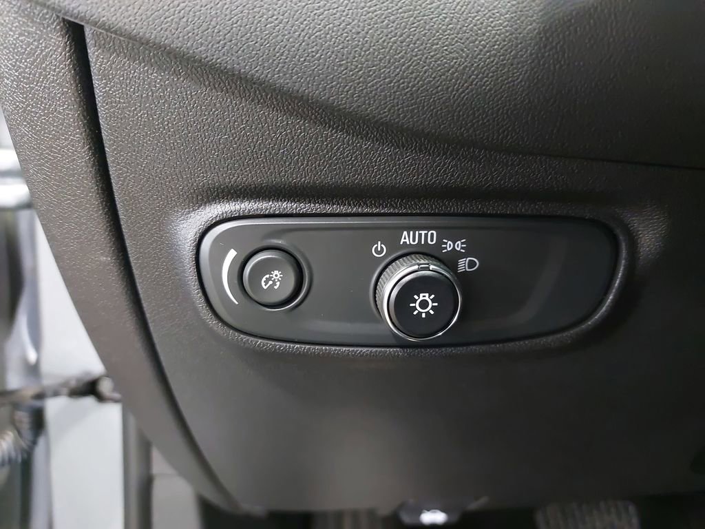 Used 2024 Chevrolet Equinox LT AWD/4WD image 46