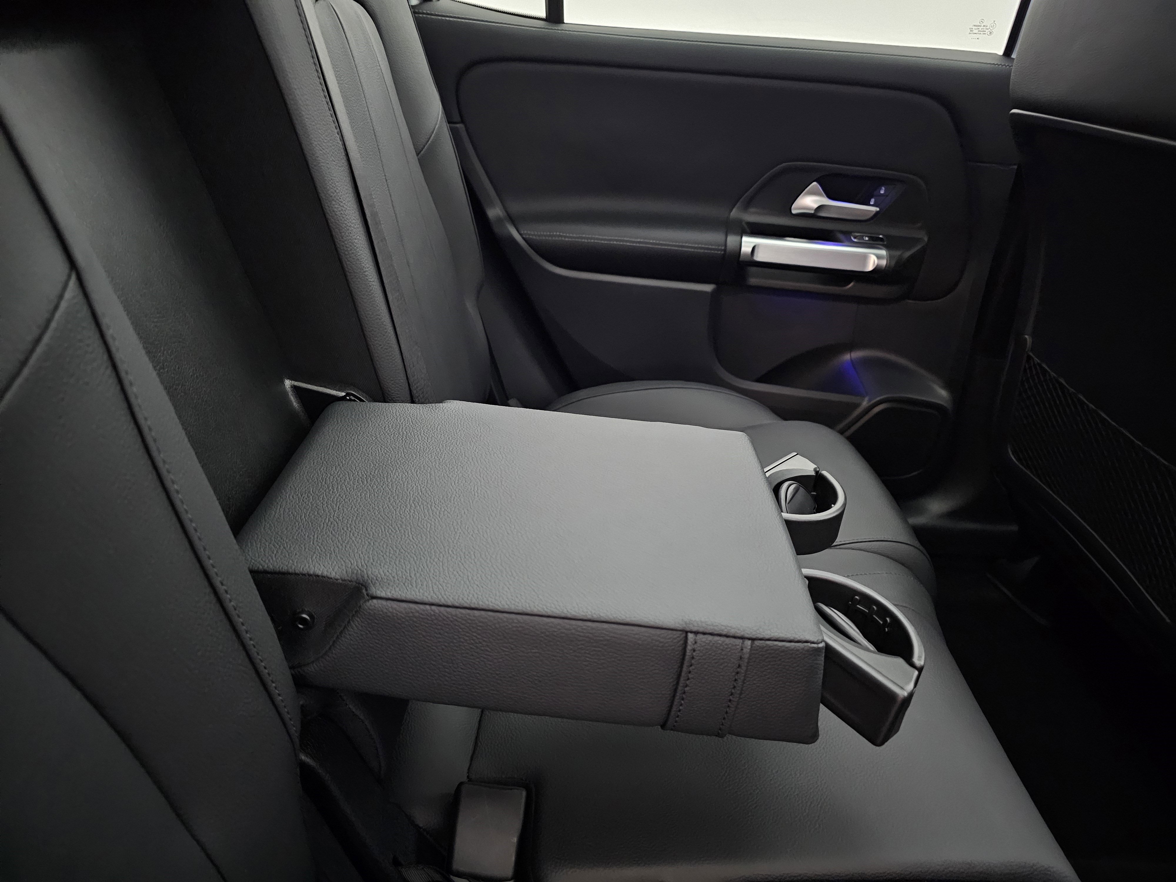 Certified 2025 Mercedes-Benz GLB 250 4MATIC image 31