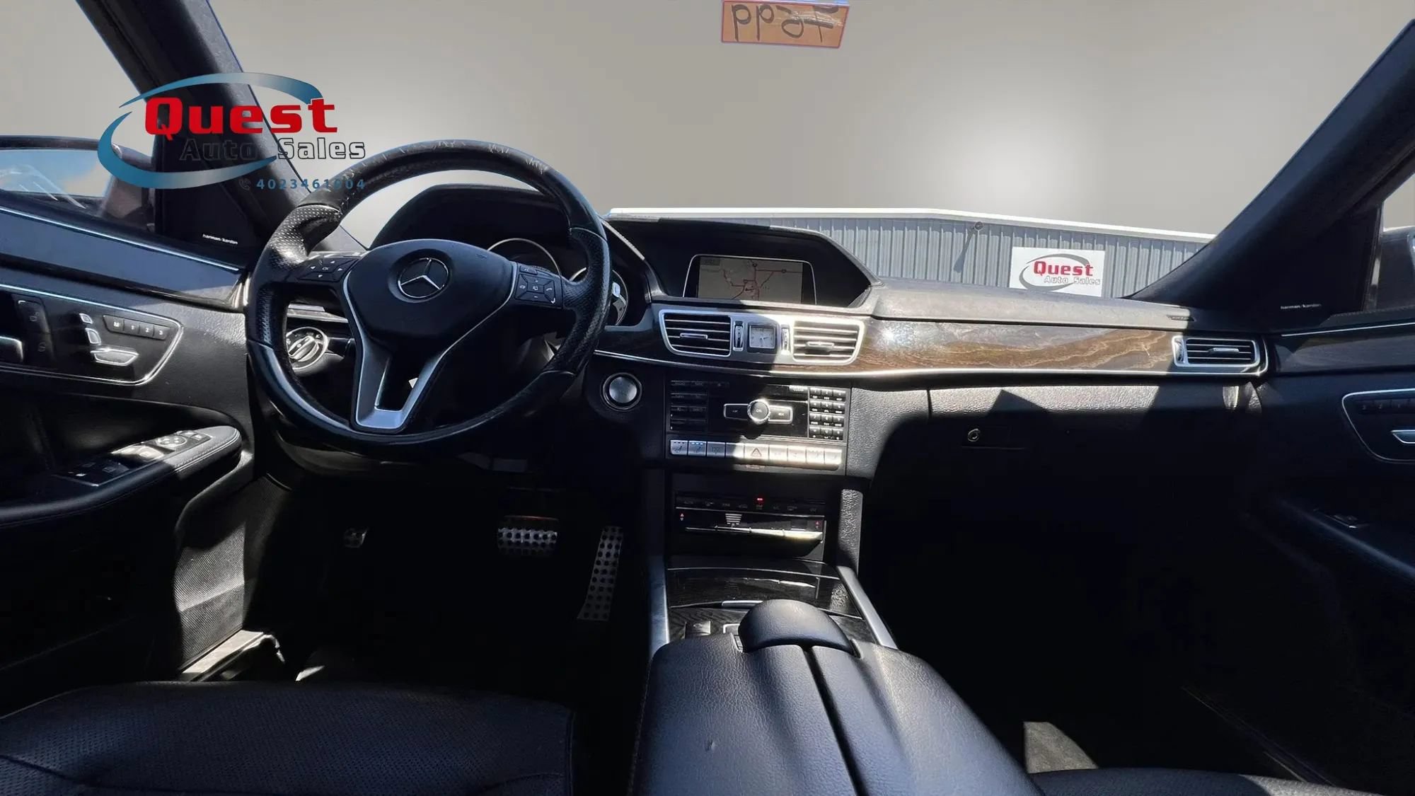 Used 2015 Mercedes-Benz E 400 Sedan w/ Driver Assistance Package image 30