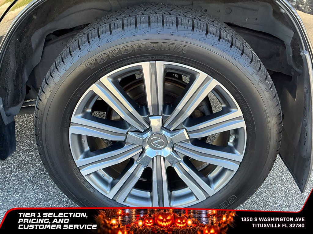 Used 2017 Lexus LX 570 4WD w/ Luxury Package image 25