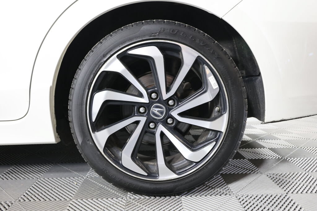 Used 2018 Acura ILX w/ Special Edition Package FWD image 8