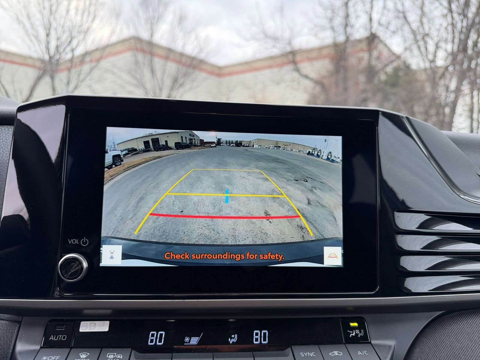 Used 2025 Toyota Camry LE image 17