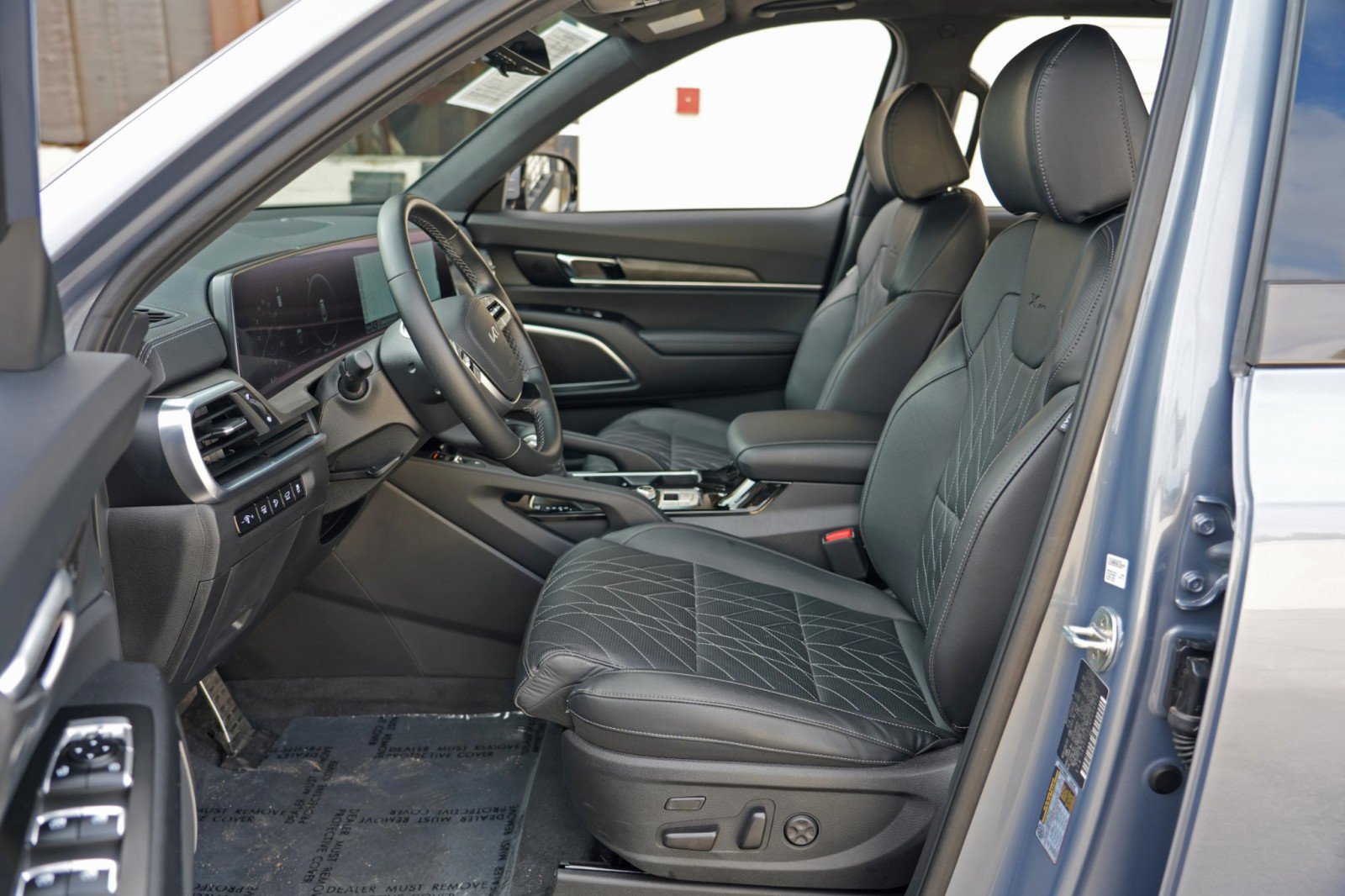 Used 2023 Kia Telluride SX Prestige X-Pro AWD/4WD image 17