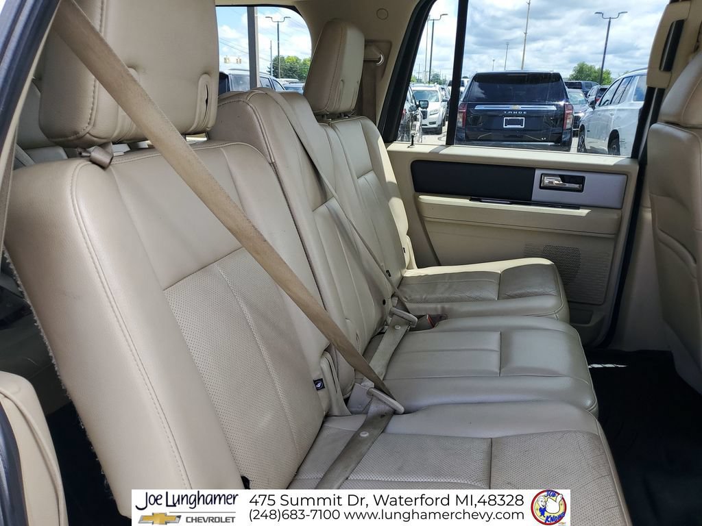 Used 2017 Ford Expedition EL XLT w/ Equipment Group 202A AWD/4WD image 27