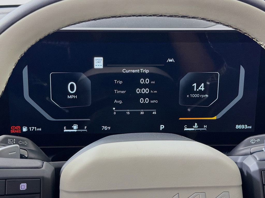 Used 2025 Kia K4 GT-Line Turbo image 15