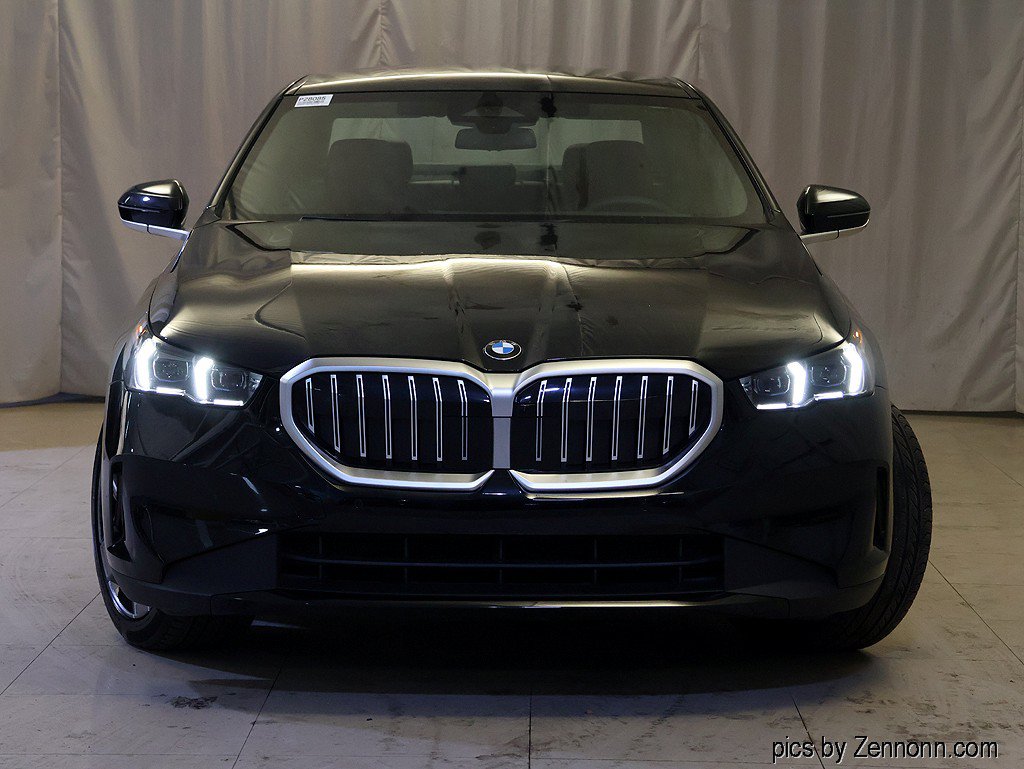 Used 2026 BMW 540i xDrive AWD/4WD image 5