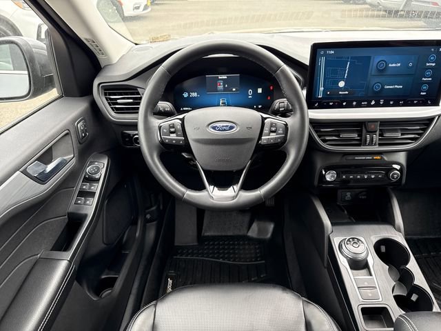 Used 2023 Ford Escape Platinum AWD/4WD image 29